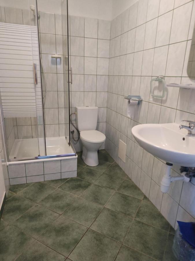 Joda Pokoje Goscinne Rewal Buitenkant foto