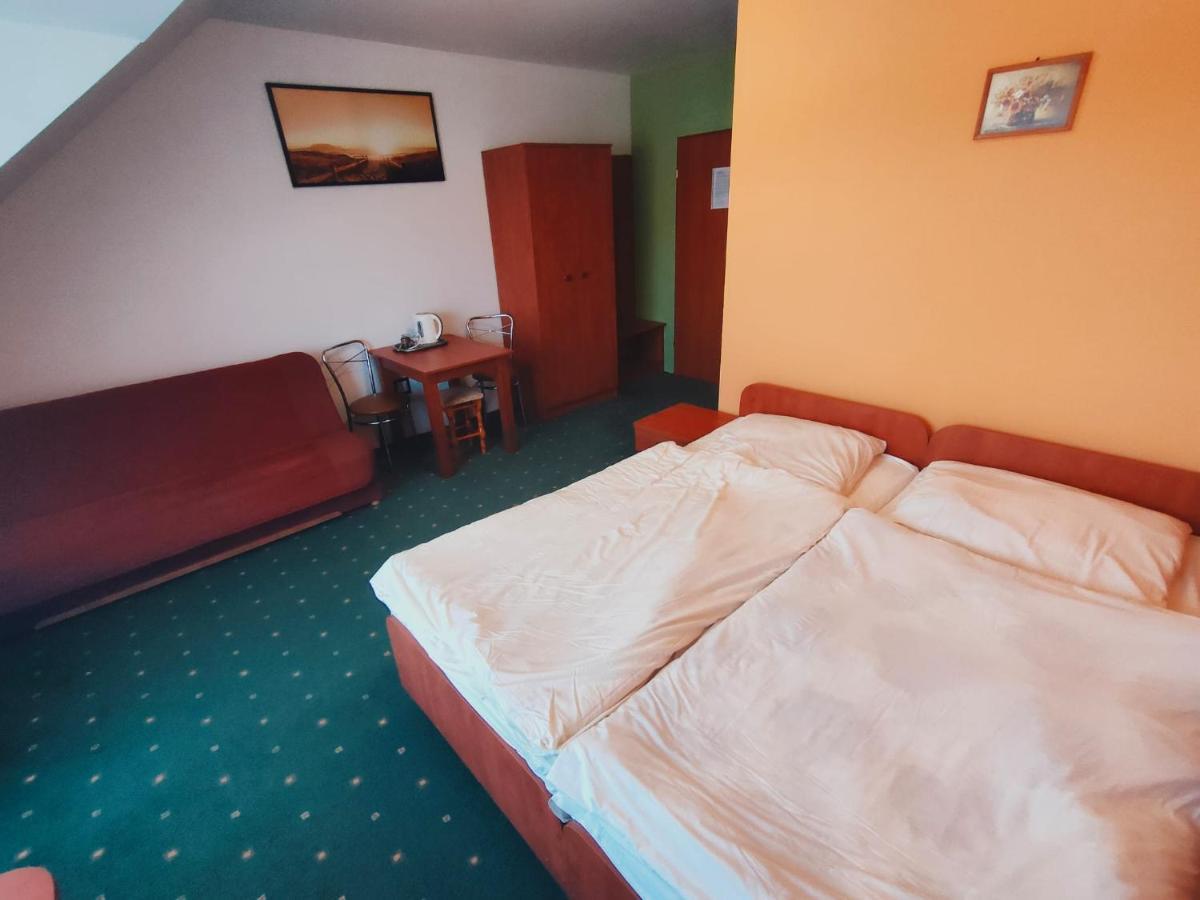 Joda Pokoje Goscinne Rewal Buitenkant foto