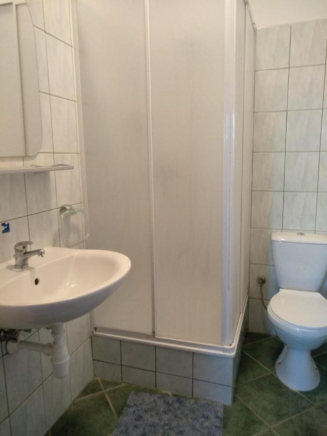 Joda Pokoje Goscinne Rewal Buitenkant foto