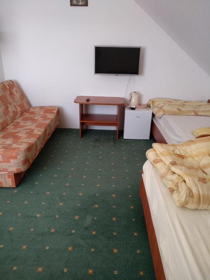 Joda Pokoje Goscinne Rewal Buitenkant foto