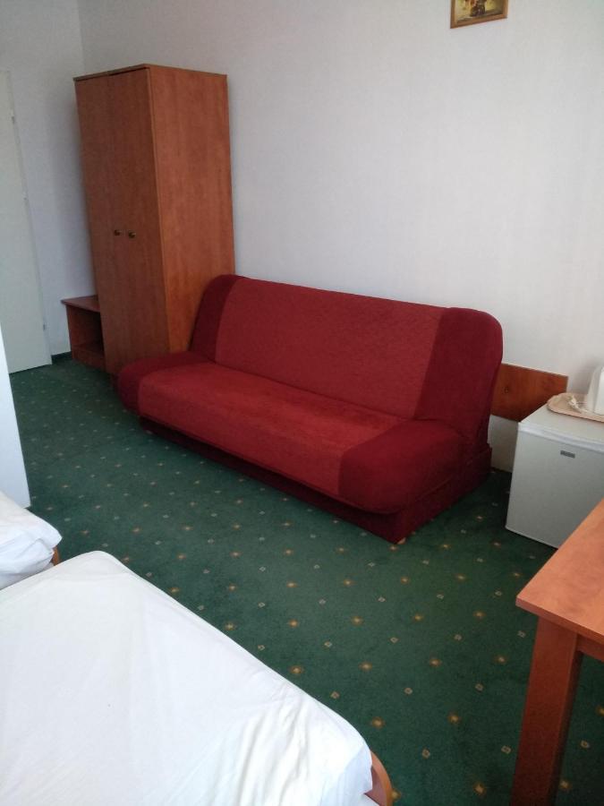 Joda Pokoje Goscinne Rewal Buitenkant foto