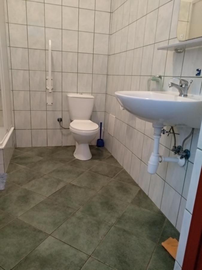 Joda Pokoje Goscinne Rewal Buitenkant foto